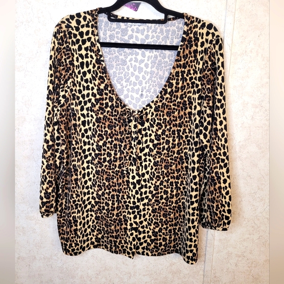 Dex Tops - Final Price! Leopard Print Tie Front 3/4 Sleeve Button up Top size 1X